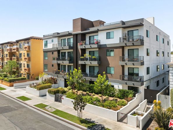 1123 S Shenandoah Street 101, Los Angeles CA 90035