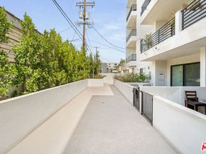 1123 S Shenandoah Street 101, Los Angeles CA 90035