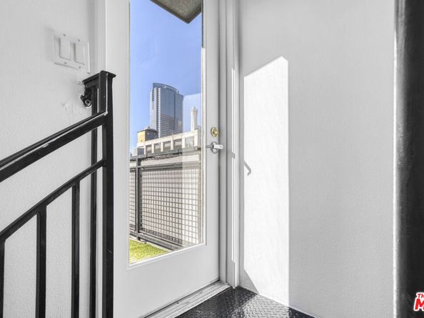 253 S Broadway 507, Los Angeles CA 90012