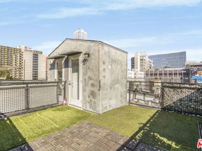 253 S Broadway 507, Los Angeles CA 90012