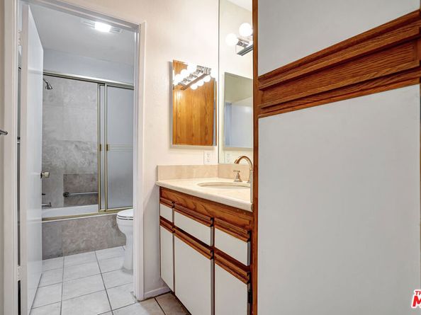 1351 N Crescent Heights Boulevard 308, West Hollywood CA 90046