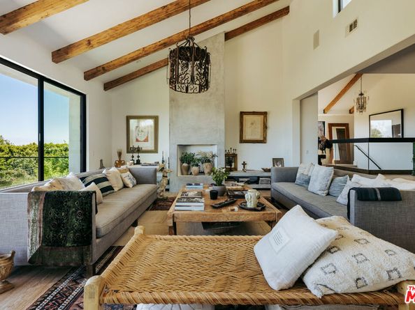 27860 Winding Way, Malibu CA 90265
