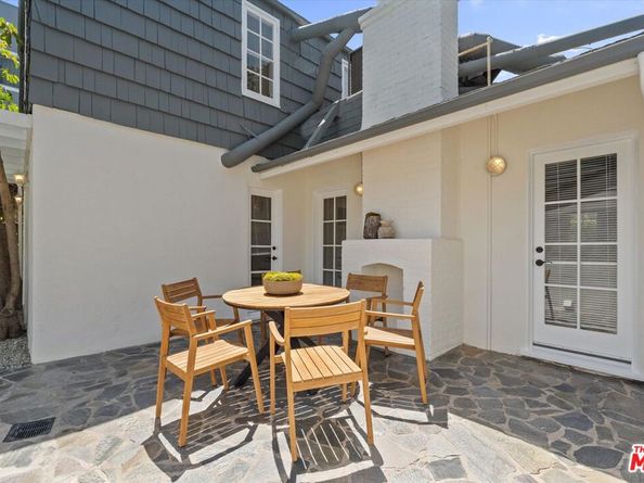 560 N Croft Avenue, West Hollywood CA 90048