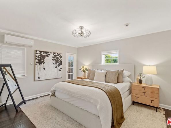 560 N Croft Avenue, West Hollywood CA 90048