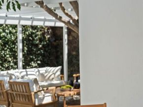 560 N Croft Avenue, West Hollywood CA 90048