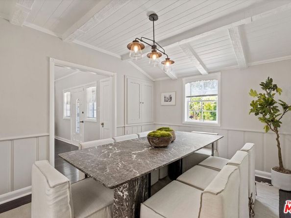 560 N Croft Avenue, West Hollywood CA 90048