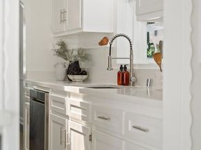 560 N Croft Avenue, West Hollywood CA 90048