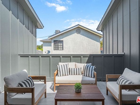 8025 Stewart Avenue, Los Angeles CA 90045