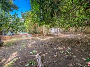 946 Hilldale Avenue, West Hollywood CA 90069