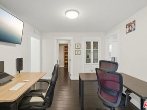 946 Hilldale Avenue, West Hollywood CA 90069