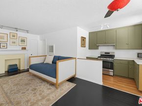 946 Hilldale Avenue, West Hollywood CA 90069