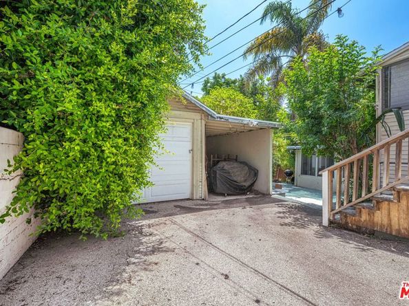 946 Hilldale Avenue, West Hollywood CA 90069