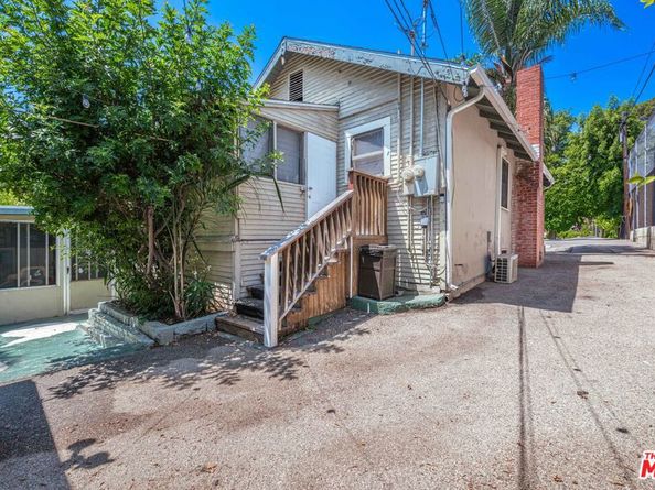 946 Hilldale Avenue, West Hollywood CA 90069