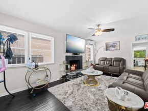 946 Hilldale Avenue, West Hollywood CA 90069