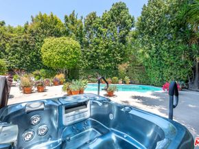 1350 Jonesboro Drive, Los Angeles CA 90049