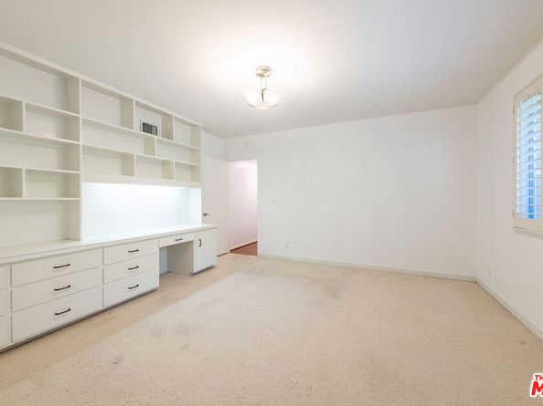 1350 Jonesboro Drive, Los Angeles CA 90049