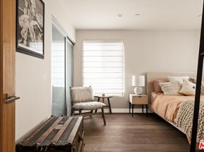 8512 Hargis Street, Los Angeles CA 90034