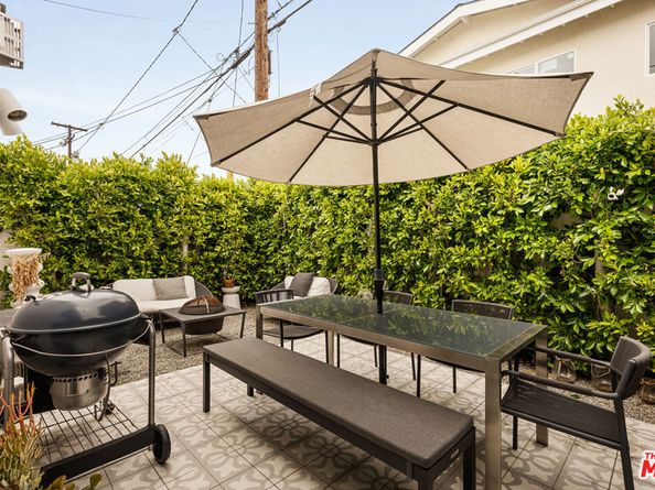 8512 Hargis Street, Los Angeles CA 90034