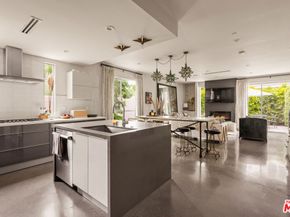 8512 Hargis Street, Los Angeles CA 90034