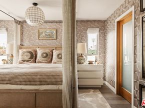 8512 Hargis Street, Los Angeles CA 90034