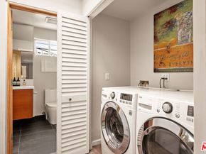 8512 Hargis Street, Los Angeles CA 90034