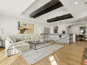 410 Entrada Drive, Santa Monica CA 90402