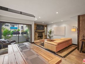 10926 Bluffside Drive 3, Studio City CA 91604