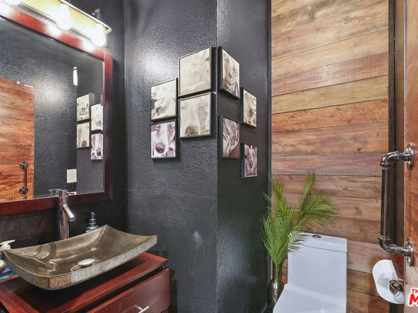 10926 Bluffside Drive 3, Studio City CA 91604