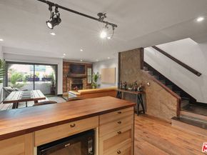 10926 Bluffside Drive 3, Studio City CA 91604