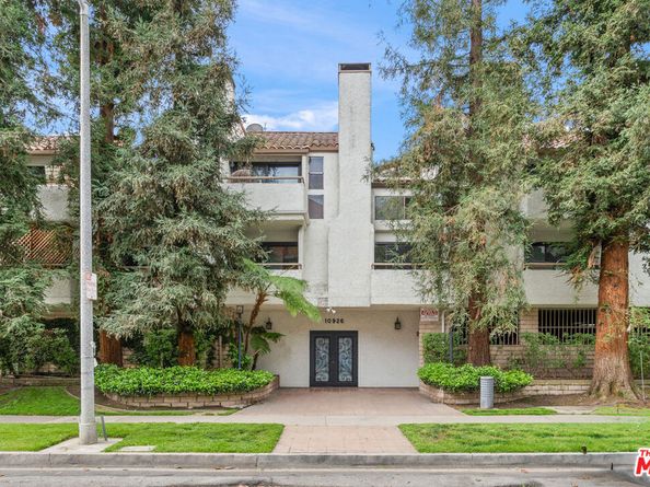 10926 Bluffside Drive 3, Studio City CA 91604