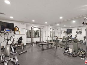 10926 Bluffside Drive 3, Studio City CA 91604