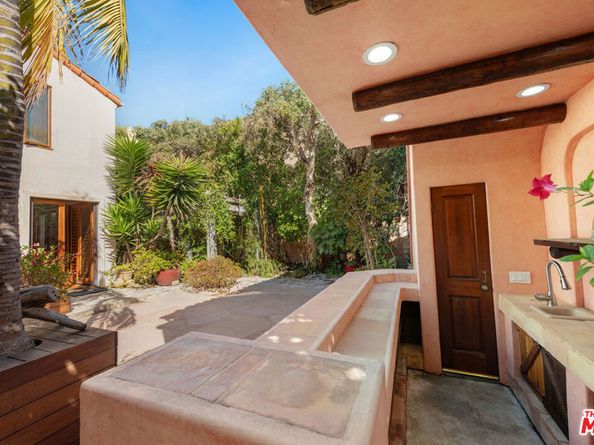 23351 Malibu Colony Road 108a, Malibu CA 90265