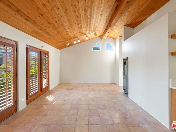 23351 Malibu Colony Road 108a, Malibu CA 90265