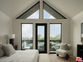 9919 Girla Way, Los Angeles CA 90064