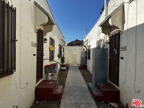 1502 W 62nd Street, Los Angeles CA 90047