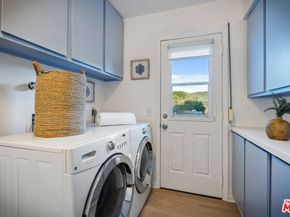 23255 W Paloma Blanca Drive, Malibu CA 90265