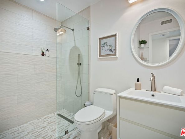 23255 W Paloma Blanca Drive, Malibu CA 90265