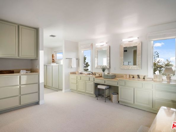 23255 W Paloma Blanca Drive, Malibu CA 90265