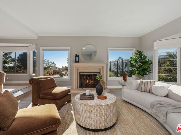 23255 W Paloma Blanca Drive, Malibu CA 90265