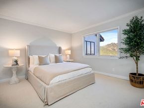 23255 W Paloma Blanca Drive, Malibu CA 90265