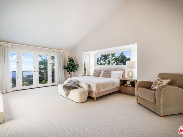 23255 W Paloma Blanca Drive, Malibu CA 90265