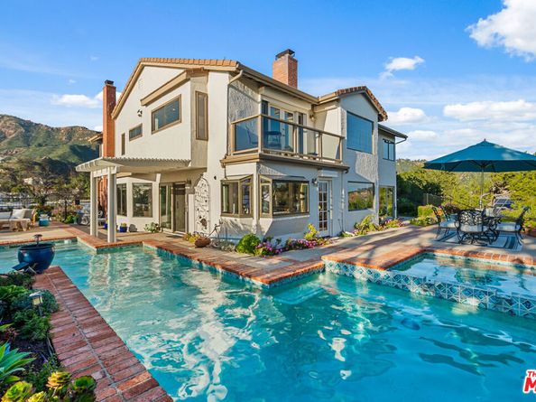 23255 W Paloma Blanca Drive, Malibu CA 90265