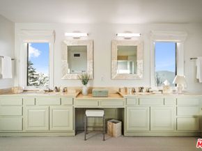 23255 W Paloma Blanca Drive, Malibu CA 90265