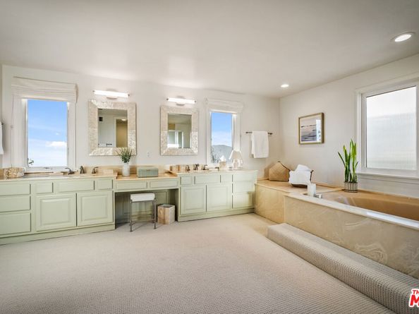 23255 W Paloma Blanca Drive, Malibu CA 90265