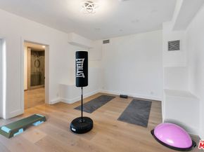 8654 Hollywood Boulevard, Los Angeles CA 90069