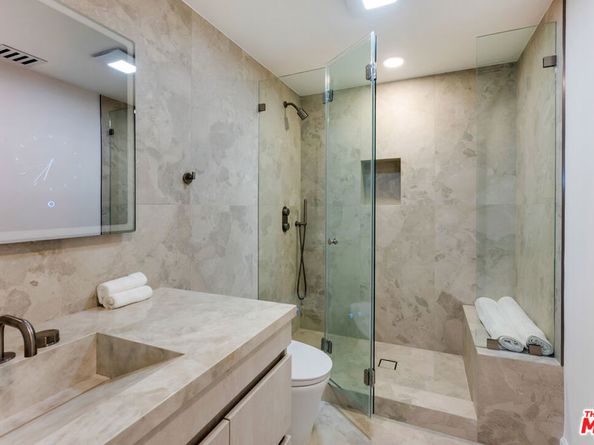 8654 Hollywood Boulevard, Los Angeles CA 90069