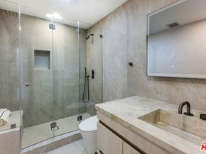 8654 Hollywood Boulevard, Los Angeles CA 90069