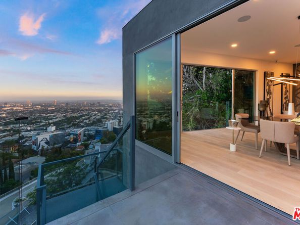 8654 Hollywood Boulevard, Los Angeles CA 90069