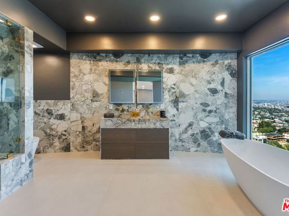 8654 Hollywood Boulevard, Los Angeles CA 90069