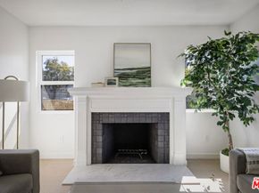 4918 10th Avenue, Los Angeles CA 90043